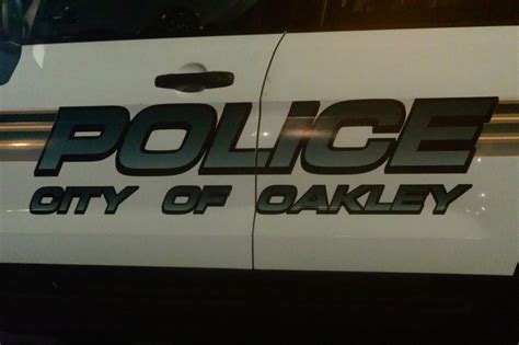 Stabbing standoff in Oakley ends in arrest with Taser